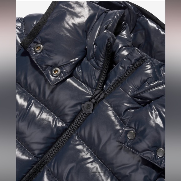 Moncler Kids Down Padded Bady Jacket in Night Blue Retail $870 St 10 Worn Once - Picture 3 of 4